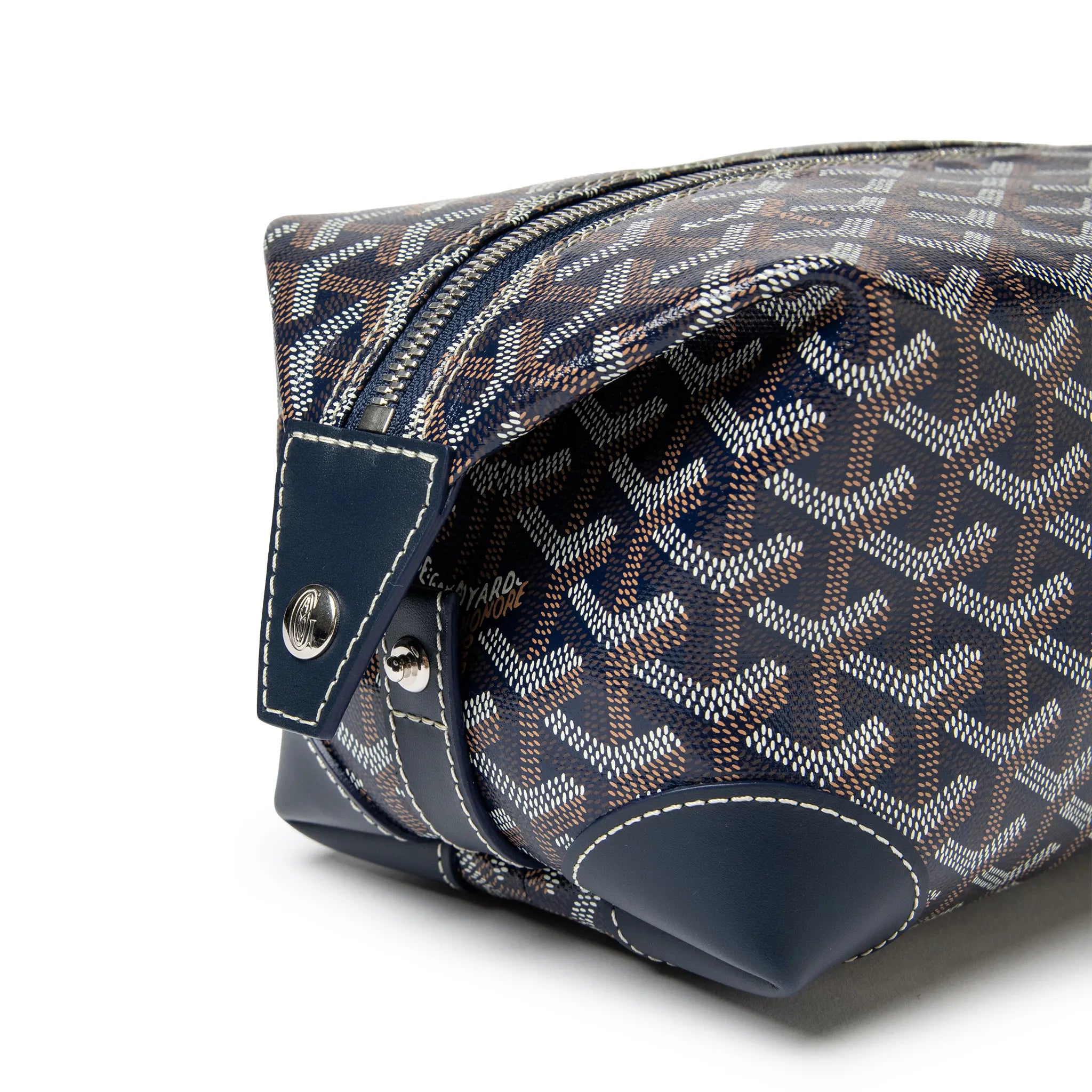 Side View of Goyard Bowling 25 Navy Toiletry Bag BOWLIN025TY12CL12P